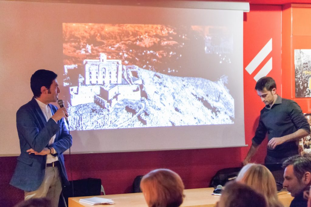 Presentazione alla Feltrinelli di Genova