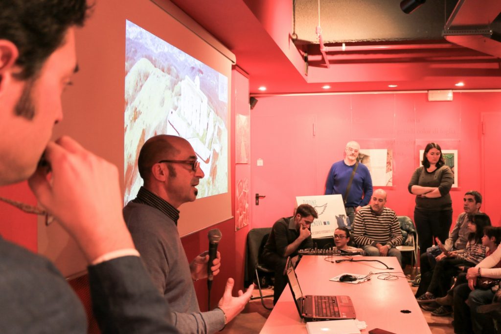 Presentazione alla Feltrinelli di Genova